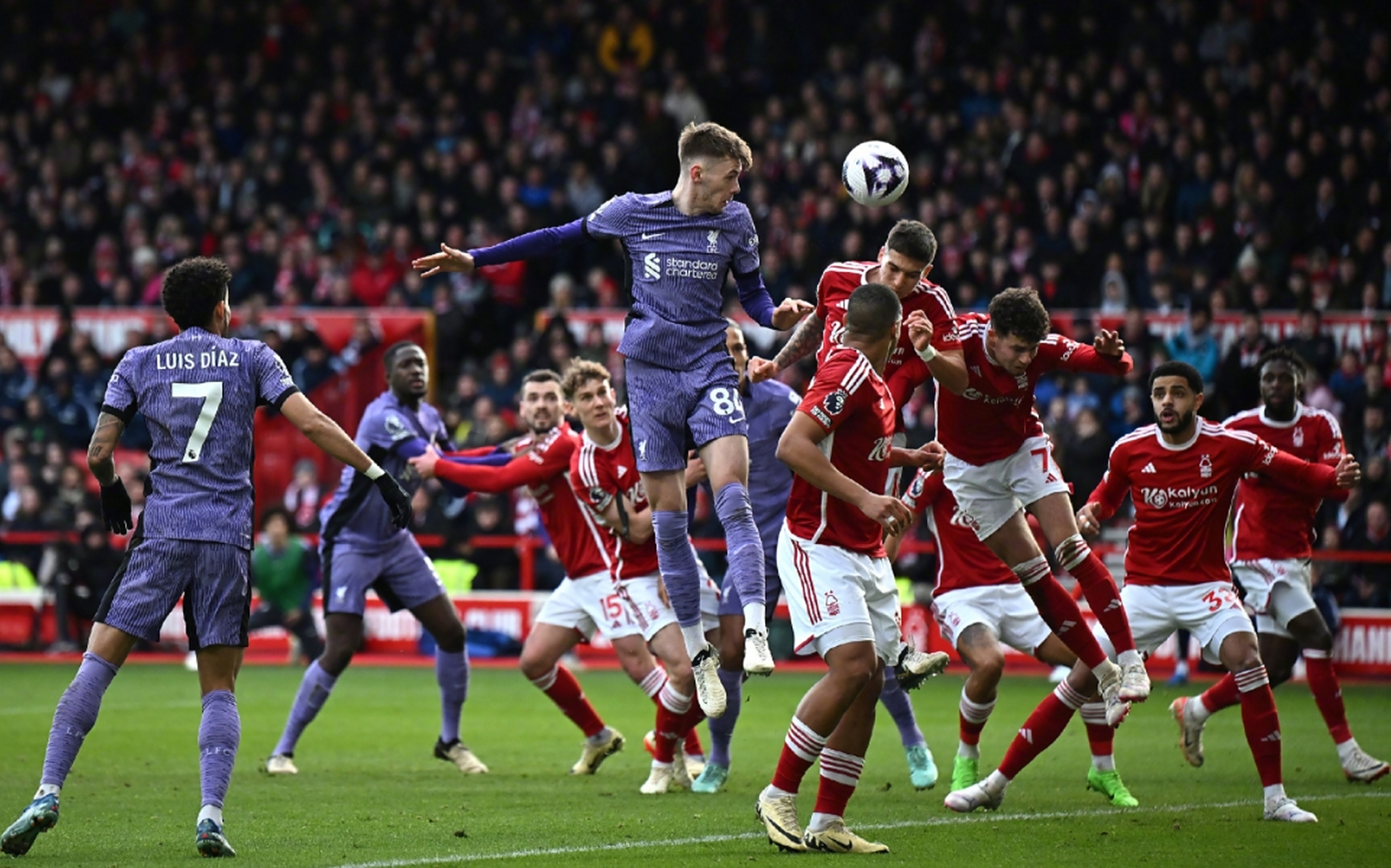 tension在体育比赛中的紧张气氛